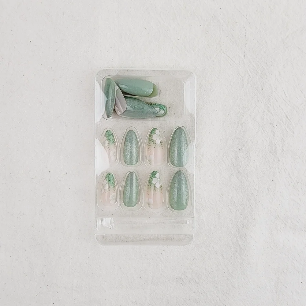 24 Pieces Fake Press On Nails